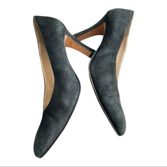 BALLY Black Suede Round Toe Pump Size 7 - Picture 3 of 12